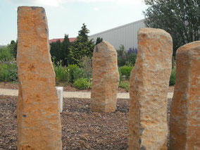 Basaltsäulen für die Gartengestaltung