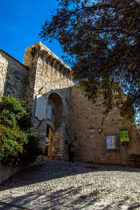Castello di Campello Alto: Porta di ingresso