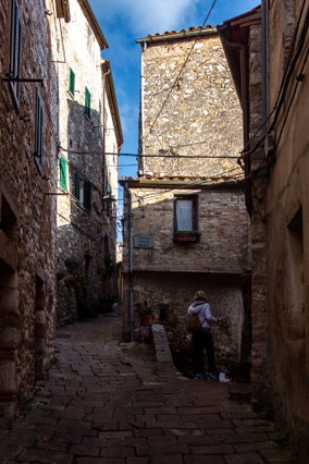 Semproniano: i vicoli del centro storico
