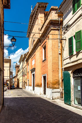 Ostra
