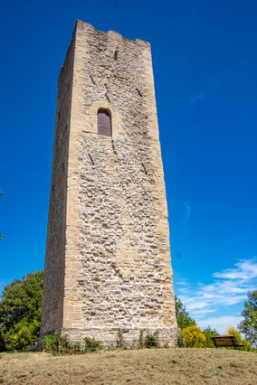 Torre del castello di Bascio