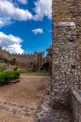Castello di Montecchio Vesponi