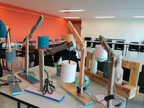 Renforcez la cohésion de vos équipes en participant à un atelier collectif créatif autour de la décoration upcyclée. Une bonne façon d'allier cohésion d'équipe et RSE.