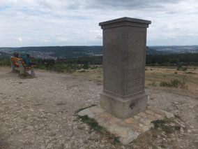 Cospeda-Napoleon-stein-monument-slagveld-Jena-Duitsland