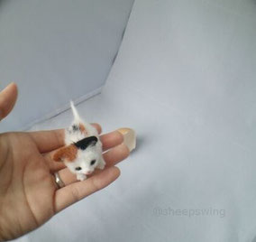羊毛フェルト 猫 手乗り 植毛