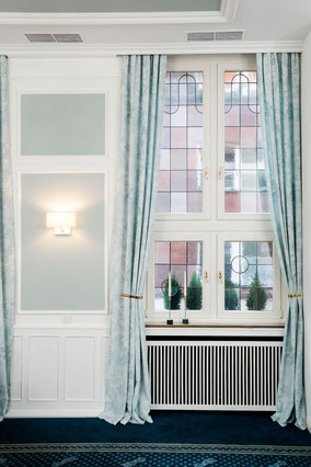 Custommade curtains for a restaurant / MADEMOISELLE CAMILLE Restaurant design