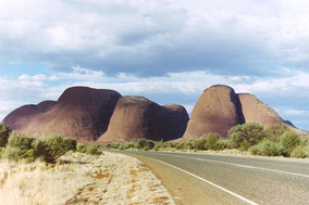 Auf der Kata Tjuta Road
