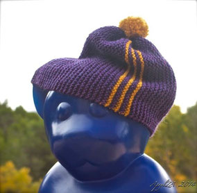 Item 0165: Golden Plum 100% machine-washable wool 25€