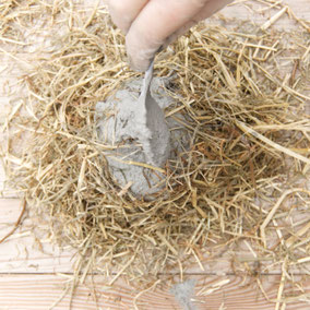 Hay reinforced concrete Easter nest by PASiNGA tutorials