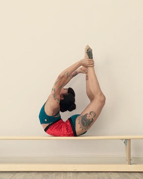 Yatzin Kosom Contortion Flexibility Teacher Cologne