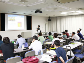 発表するM2田中瑛貴くん