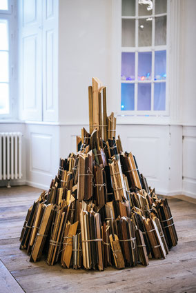 Stift und Linse Schloss Untergröningen aufgeschlossen