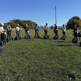 Entspannte Team-Auszeit im Grünen – Segway-Fahren rund um die Burg Rötteln