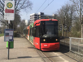Straßenbahn Linie 4 Bremen-Kattenturm Mitte Alternativ-Text: