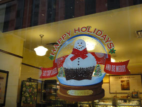 カップケーキ屋さんもHappy Holidays!