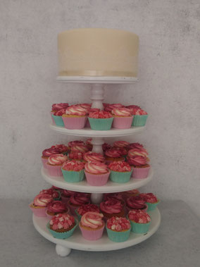Hochzeitstorten Konz Trier Saarburg Cupkake Cake Seminaked Nakedcake Torte Motivtorte Kuchen