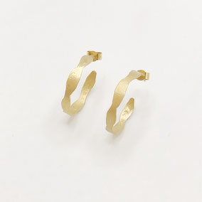 Boucles d'oreilles dorées minimalistes