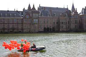 journalist plant cannabis a binnenhof