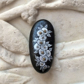 Fleurs Et Arbres Coeurdepierre Galets Peints Handpainted