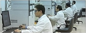 Keystone Bioanalytical Lab Technicians at work.