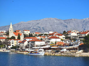 Sumartin auf der Insel Brač in Dalmatien und die Jadrolinja Fähre von Makarska - Kroatien