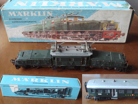 Märklin Klassiker 3015 SBB SBB Ce 6/8II Krokodil + SBB Gepäckwagen + Leichtschnellzugwagen 