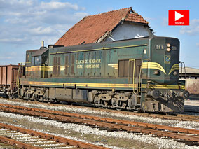 Kohlenzüge in Bosnien mit Dieselloks GM EMD 16 ŽFBH Reihe 661, Bahnhof Živinice