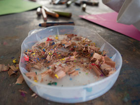LichtwarkSchule-Anspitzerschnipsel. Foto: Reimar Palte