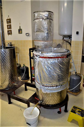 filtration , rinçage de la drêche, décantation du moût,mise en place de la galette la mousse du guiers à saint genix sur guiers 
