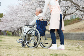 介護　介助　家政婦　ヘルパー　熊本