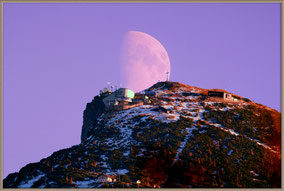 Mond über Untersberg - Moon over Untersberg-Moutain