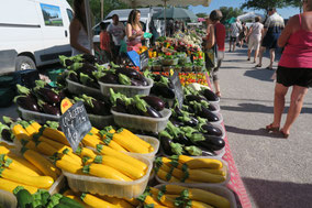 Bild: täglicher Markt in Velleron, Vaucluse, Provence 