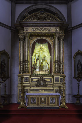 Bild: Seitenaltar in der Igreja da Trinidade in Porto