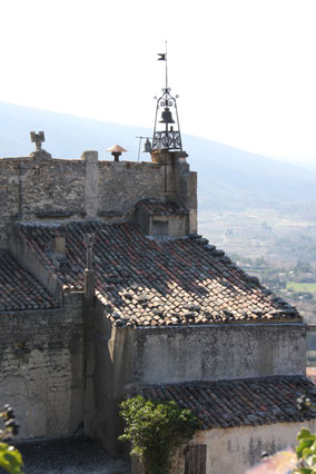 Bild: Glockenturm in Oppéde-le-Vieux