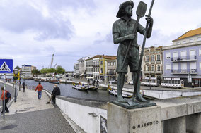 Bild: Cais dos Moliceiros in Aveiro