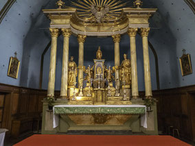 Bild: Hauptaltar in der Église Saint-Louis de Mont-Louis