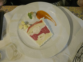 Bild: Dessert in der Winstub Fink´Stübel  26, Rue Finkwiller  67000 Strasbourg