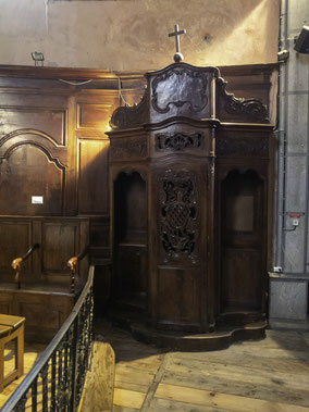 Bild: Beichtstuhl in der Église Saint-Jean-Baptiste in Campan