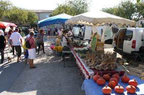 Bild: Markt in Coustellet