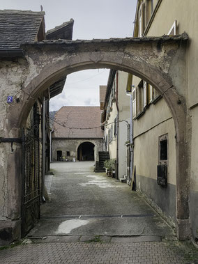  Bild: in den Straßen von Dambach-la-Ville