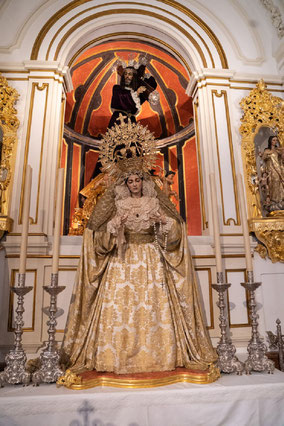 Bild: Seitenaltar in der Iglesia Parroquial de Santiago in Málaga