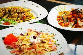 Традиционный сицилийский кулинарный мастер-класс и ужин из четырех блюд в настоящей сицилийской семье в Таормине