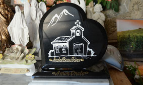 gravure-funeraire-chapelle-montagne-gap-hautes-alpes
