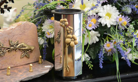 soliflore-inox-orctogonal-pensees-porte-columbarium