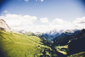 Unser schöner Zeltplatz für Zeltlager mitten in den Kitzbühler Alpen mit Blick auf das Kitzbühler Horn