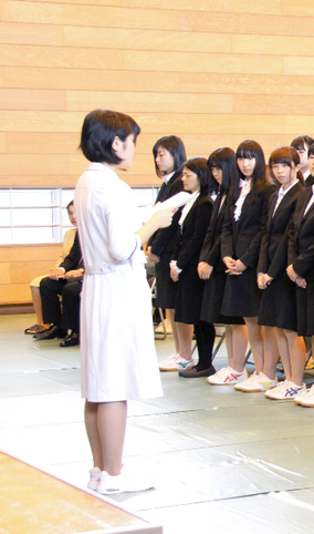 4月6日 入学式 夢の第一歩を踏み出すことができました 三重中央医療センター附属 三重中央看護学校 4月6日 入学式 夢の第一歩を踏み出すことができました 三重中央医療センター附属 三重中央看護学校