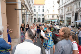 Publikum bei meiner Vernissage am 28. Juli 2020 in der KreativRaumgalerie, Riemergasse 2, 1010 Wien! Danke!