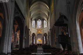 Eglise Saint Médard intérieur