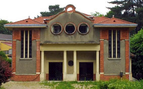 Petit théatre du sanatorium de Bligny conçu pour accueillir des patients alités