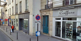 Rue Geoffroy Saint-Hilaire (angle rue Poliveau) en 2020 : à l'emplacement de ces commerces, des ateliers dans les années 50   